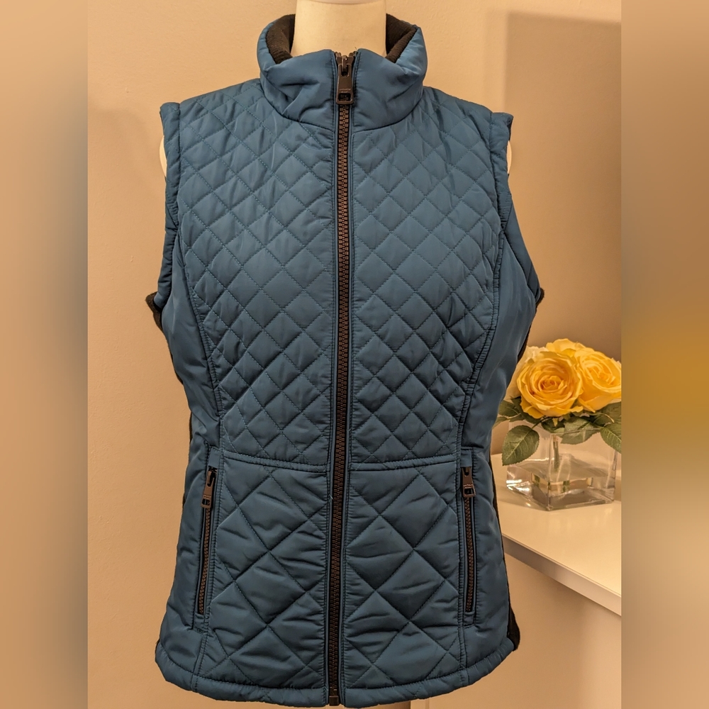 Andrew Marc puffer vest jacket